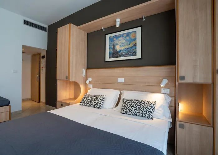 Hotell Mocambo Centralissimo Al Mare
