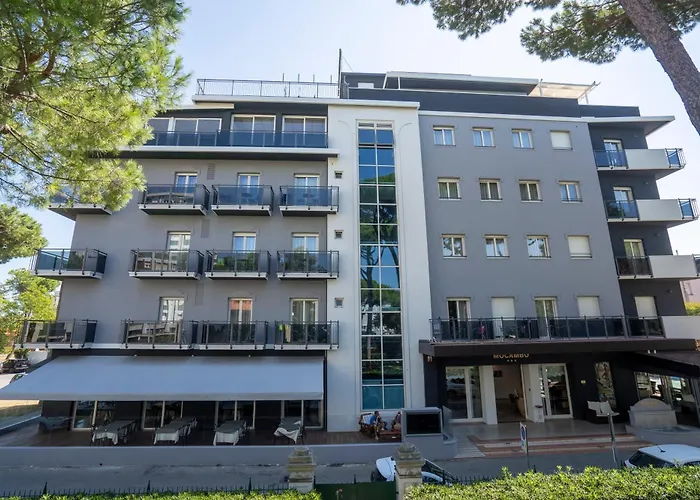 Hotell Mocambo Centralissimo Al Mare
