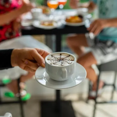 Mocambo Centralissimo Al Mare Riccione