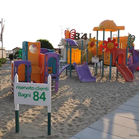 Hotel Mocambo Centralissimo Al Mare 3*