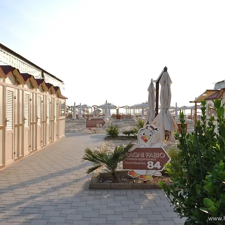 Mocambo Centralissimo Al Mare 3* ריצ'יונה