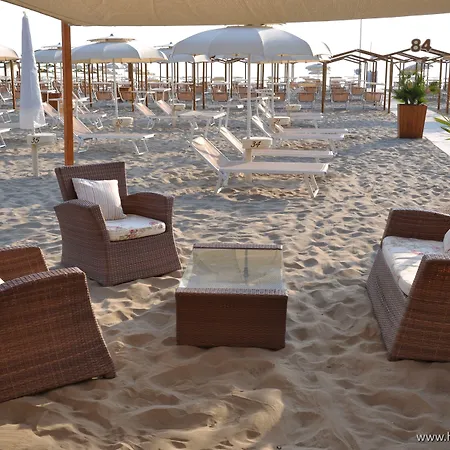 Mocambo Centralissimo Al Mare Hotell