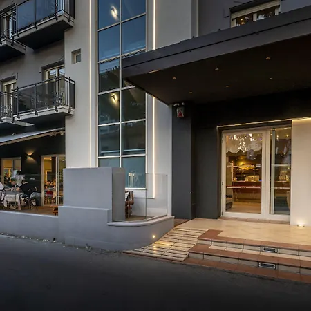 Hotell Mocambo Centralissimo Al Mare