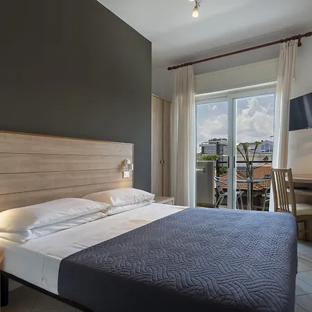 Hotel Mocambo Centralissimo Al Mare