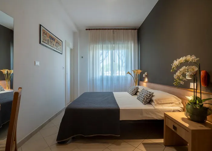 Hotel Mocambo Centralissimo Al Mare 3*