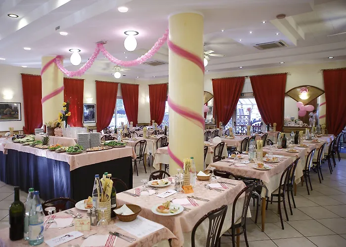 Mocambo Centralissimo Al Mare 3* 리치오네