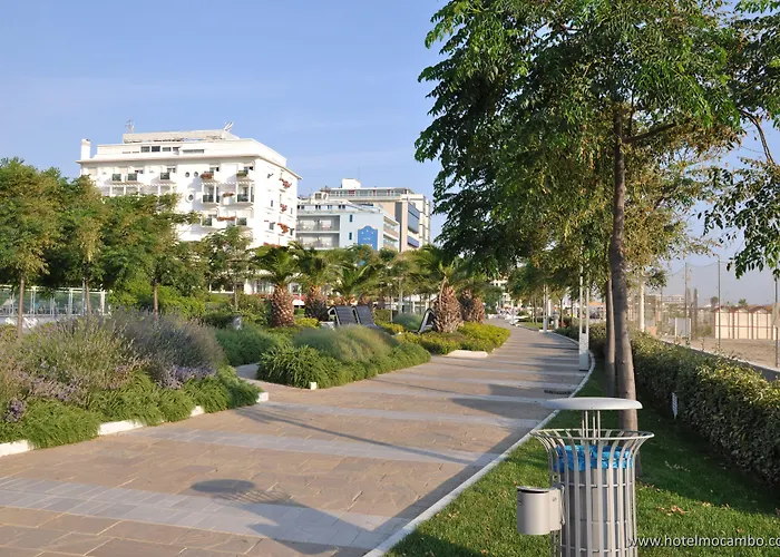 Mocambo Centralissimo Al Mare 3* 리치오네