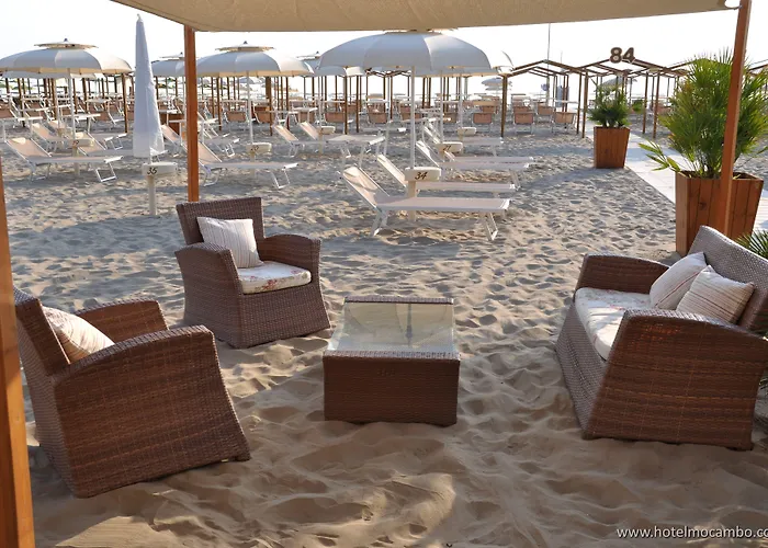 Mocambo Centralissimo Al Mare 호텔