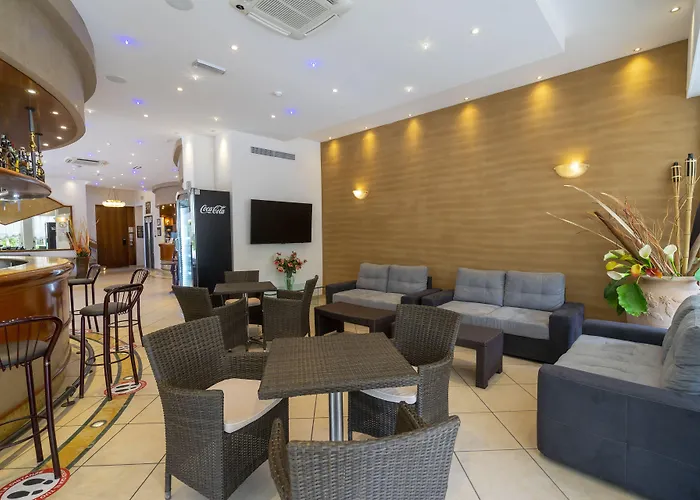 호텔 Mocambo Centralissimo Al Mare 리치오네