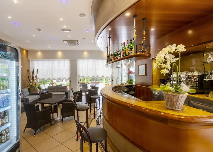 Hotel Mocambo Centralissimo Al Mare