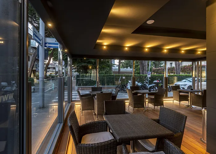Mocambo Centralissimo Al Mare 호텔 리치오네