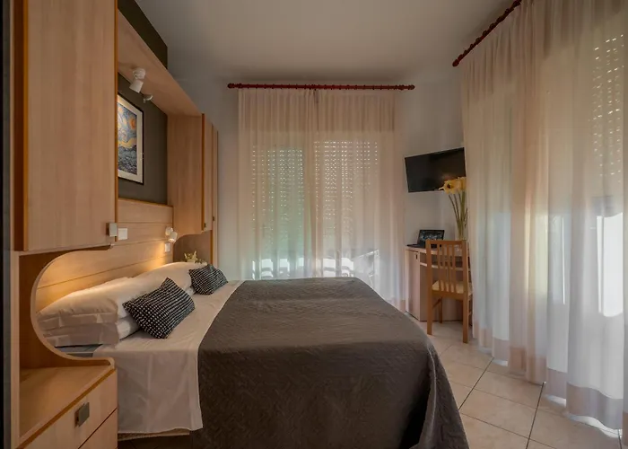 Mocambo Centralissimo Al Mare Riccione